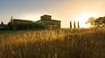 Toscana Immobiliare - Hamlet with farmhouse, swimming pools and land for sale in Tuscany, Arezzo