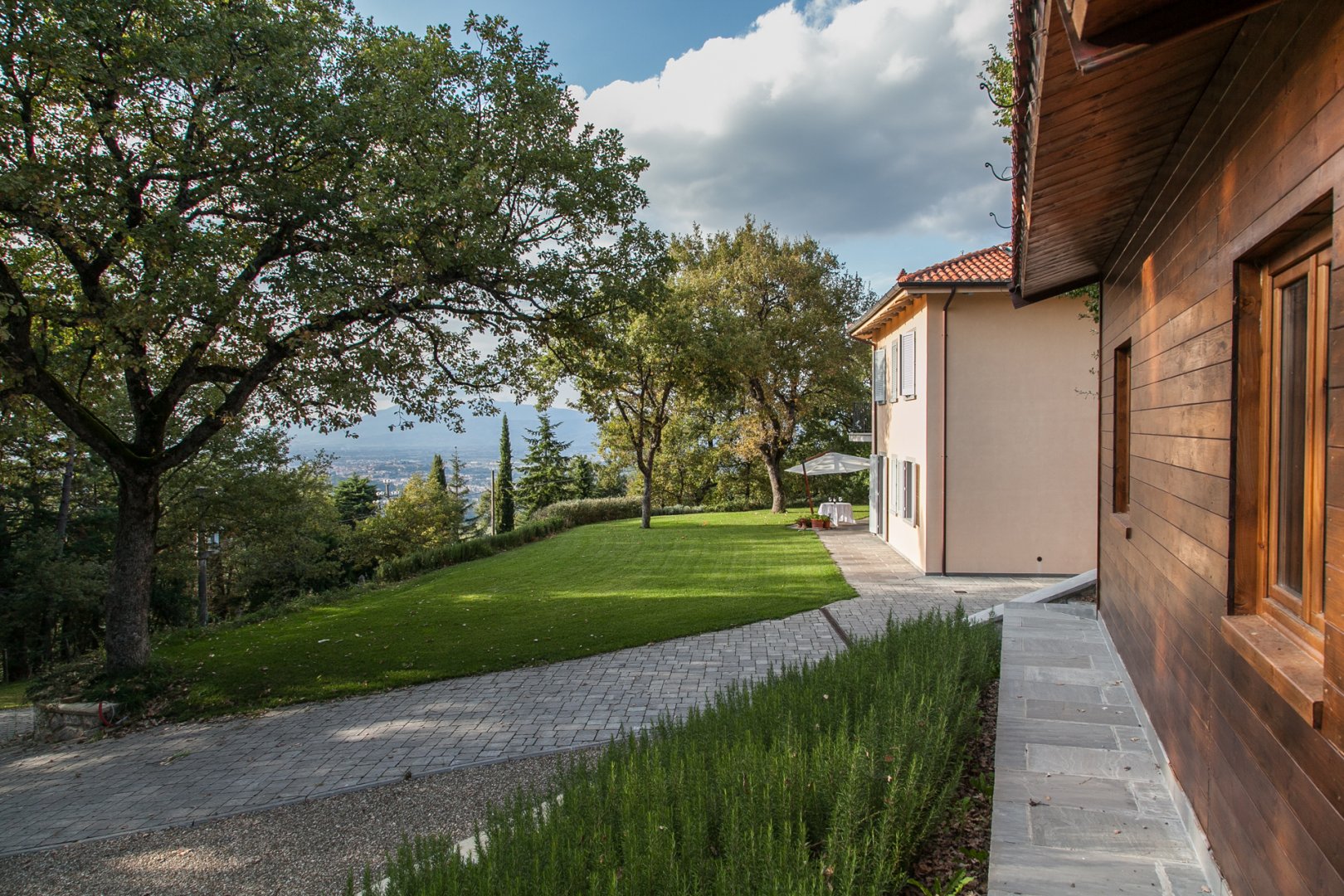 House in Arezzo - Image 3