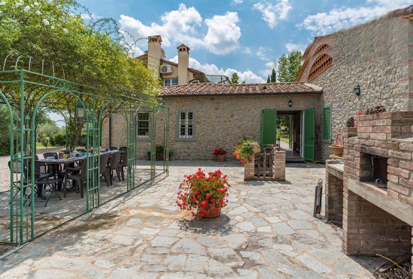 House in Cortona - Image 5