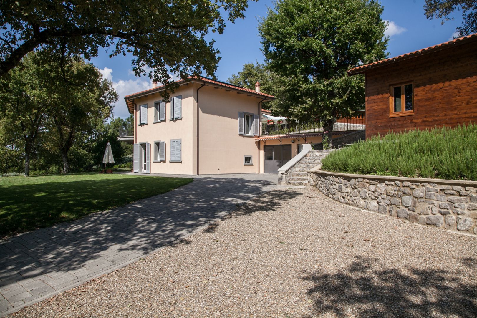 House in Arezzo - Image 4