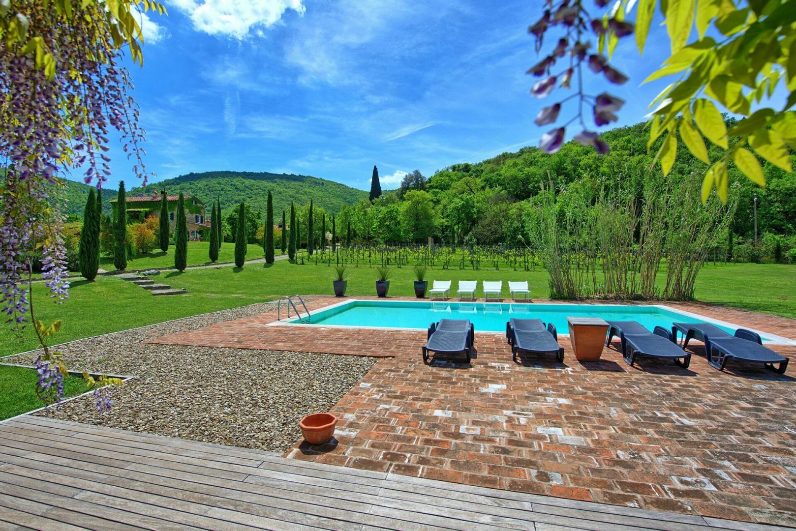 House in Cortona - Image 2