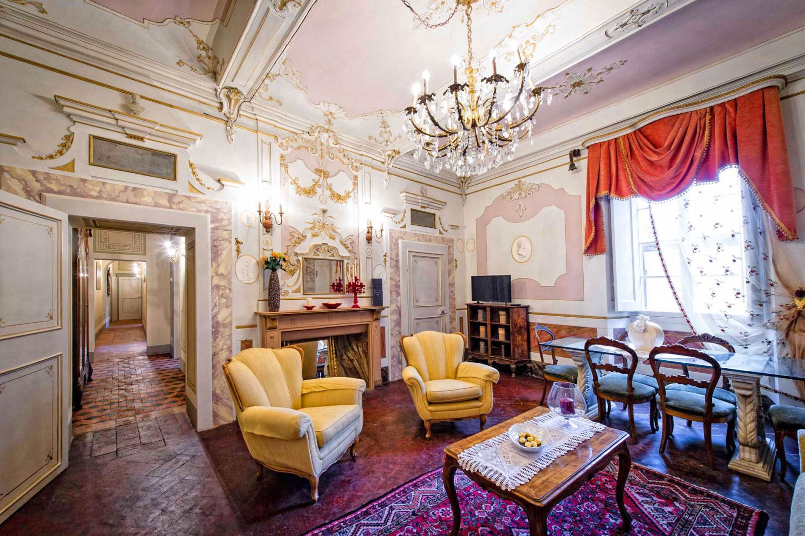 House in Cortona - Image 2