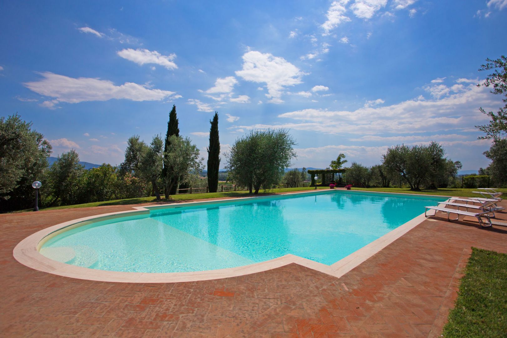 House in Arezzo - Image 5