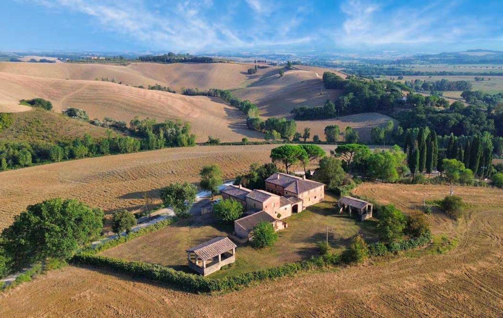 House in Buonconvento - view 1