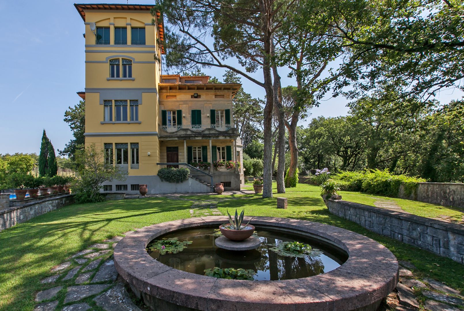 House in Arezzo - Image 2