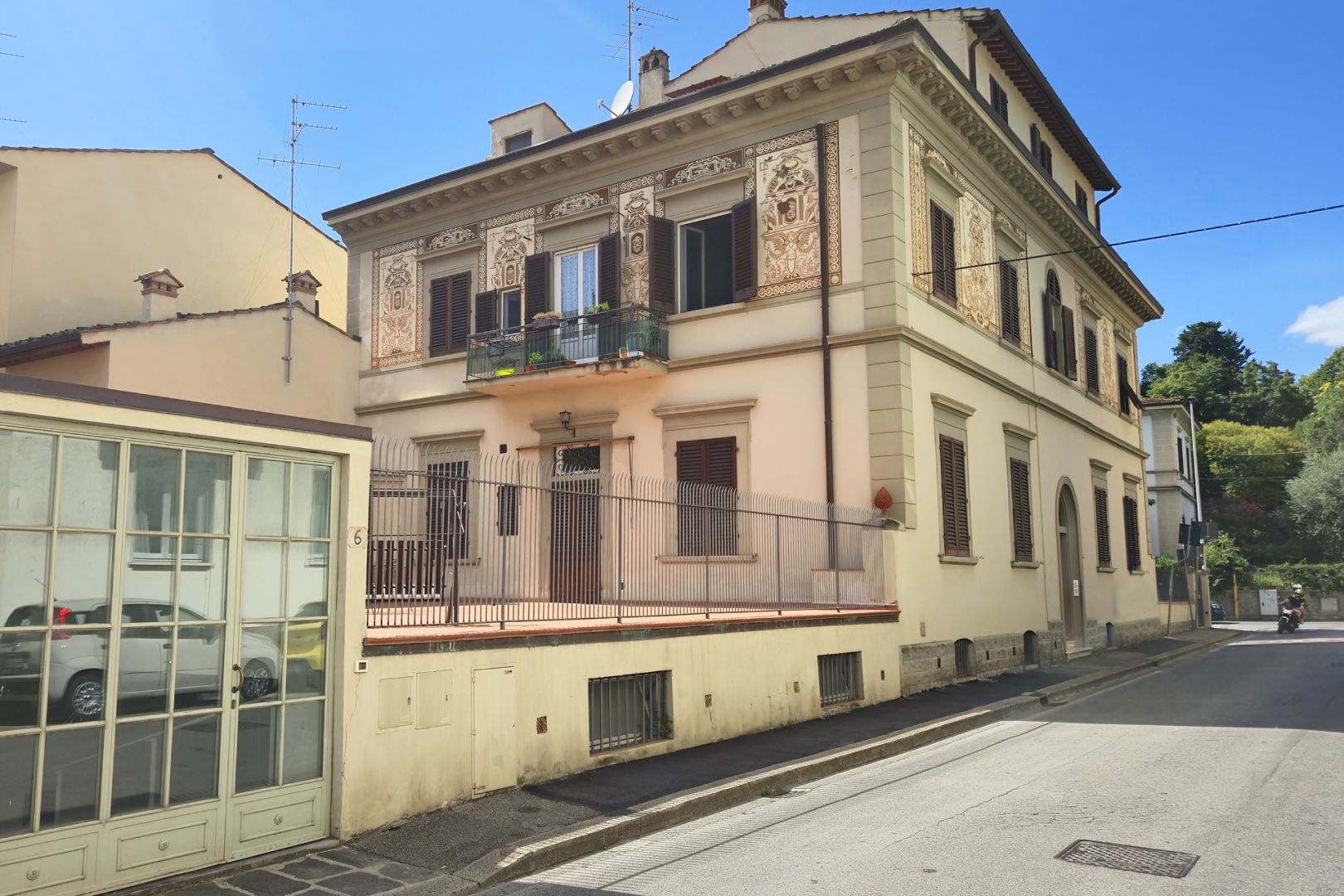 property_image