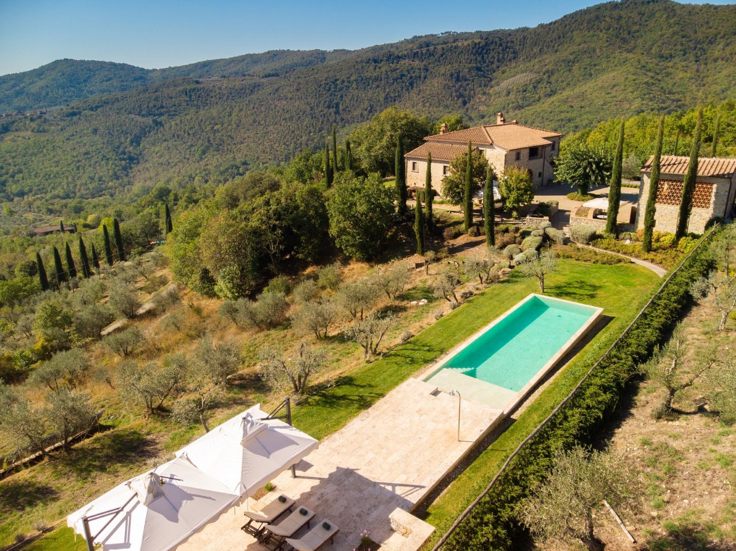 House in Bucine - view 1