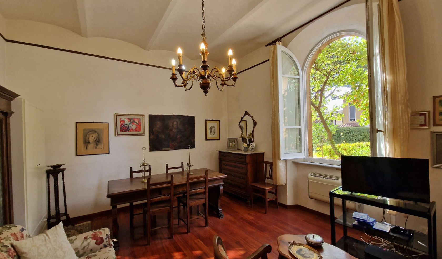 property_image