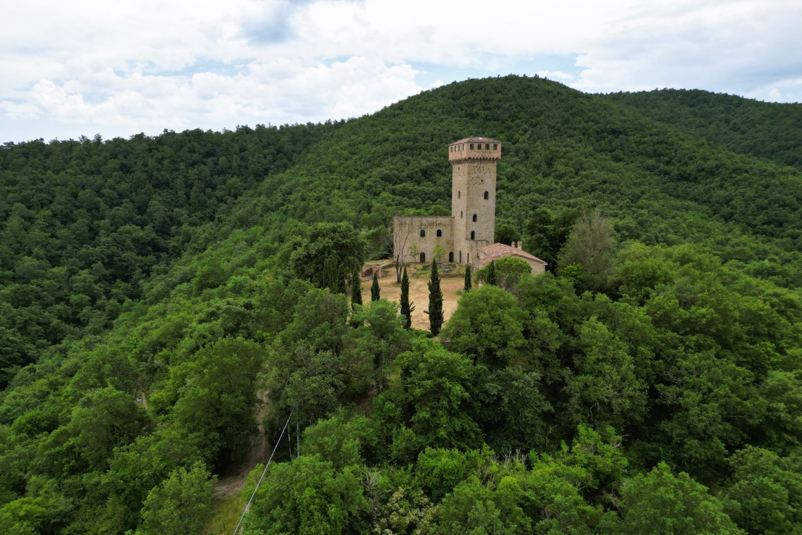 House in Passignano sul Trasimeno - Image 5