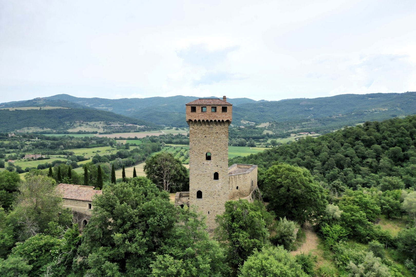 House in Passignano sul Trasimeno - Image 3
