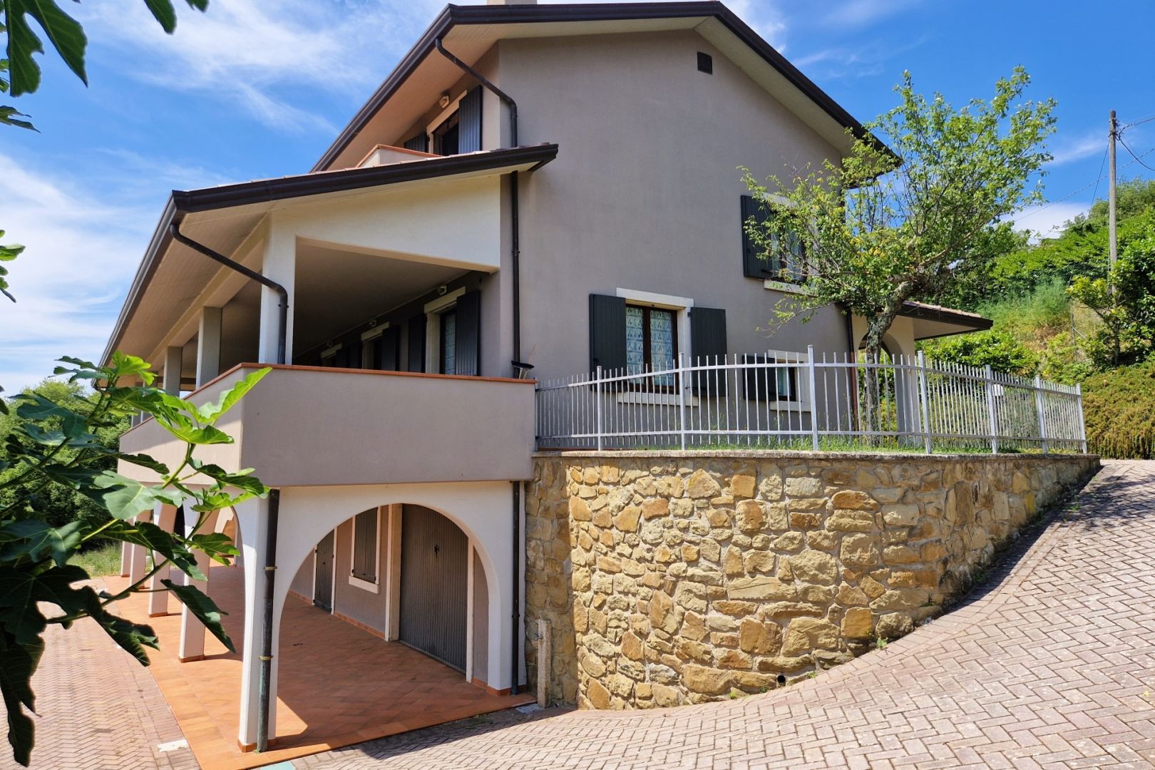 property_image