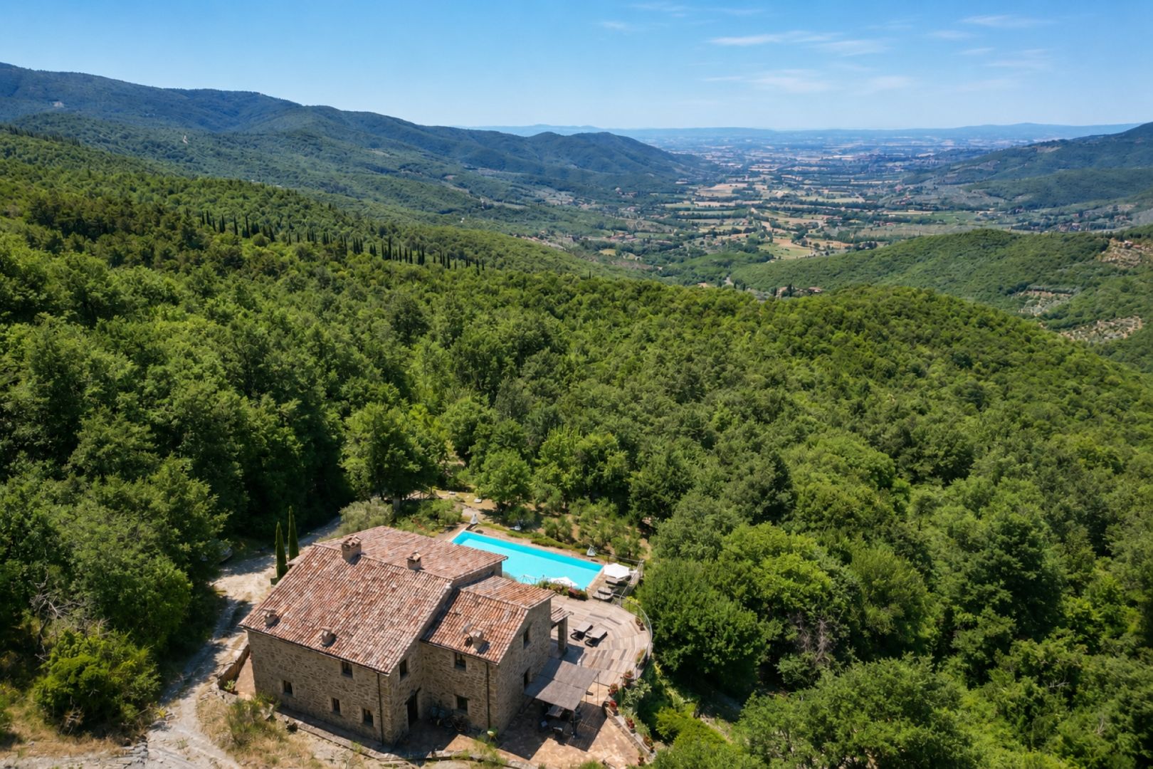 House in Castiglion Fiorentino - Image 3