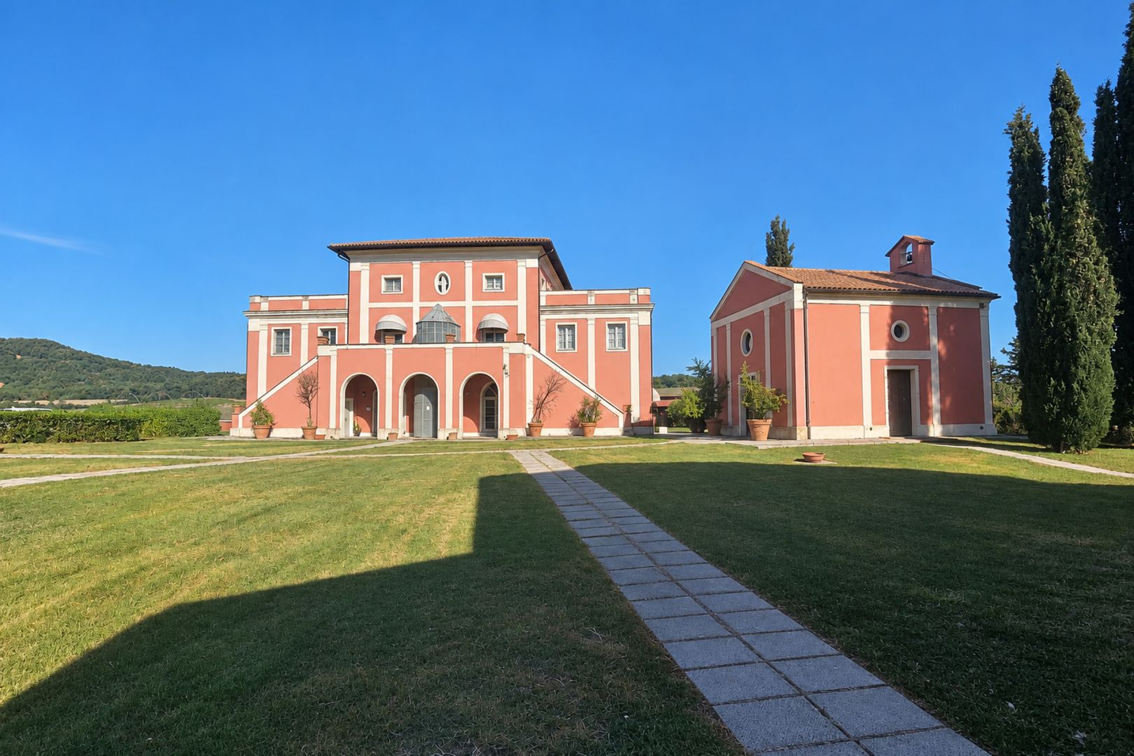 House in Capalbio - view 1