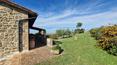 Toscana Immobiliare - On the front of the farmhouse is the wood-burning oven.