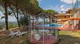 Toscana Immobiliare - The garden houses a tennis court 