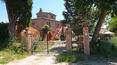 Toscana Immobiliare - Renovated farmhouse with swimming pool and vineyard in Montepulciano