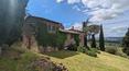 Toscana Immobiliare - The stone farmhouse is located in a hilly position with a view of Lake Trasimeno