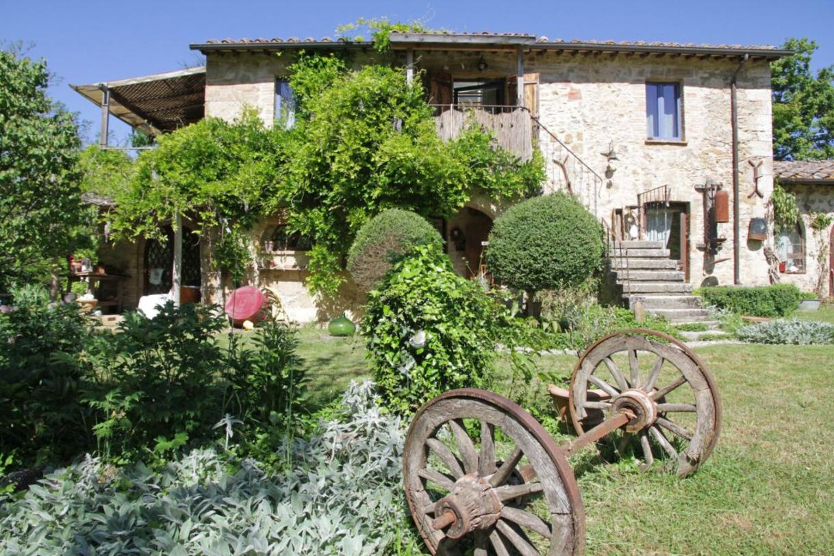 Toscana Immobiliare - Casa de campo renovada en venta en Toscana, Siena