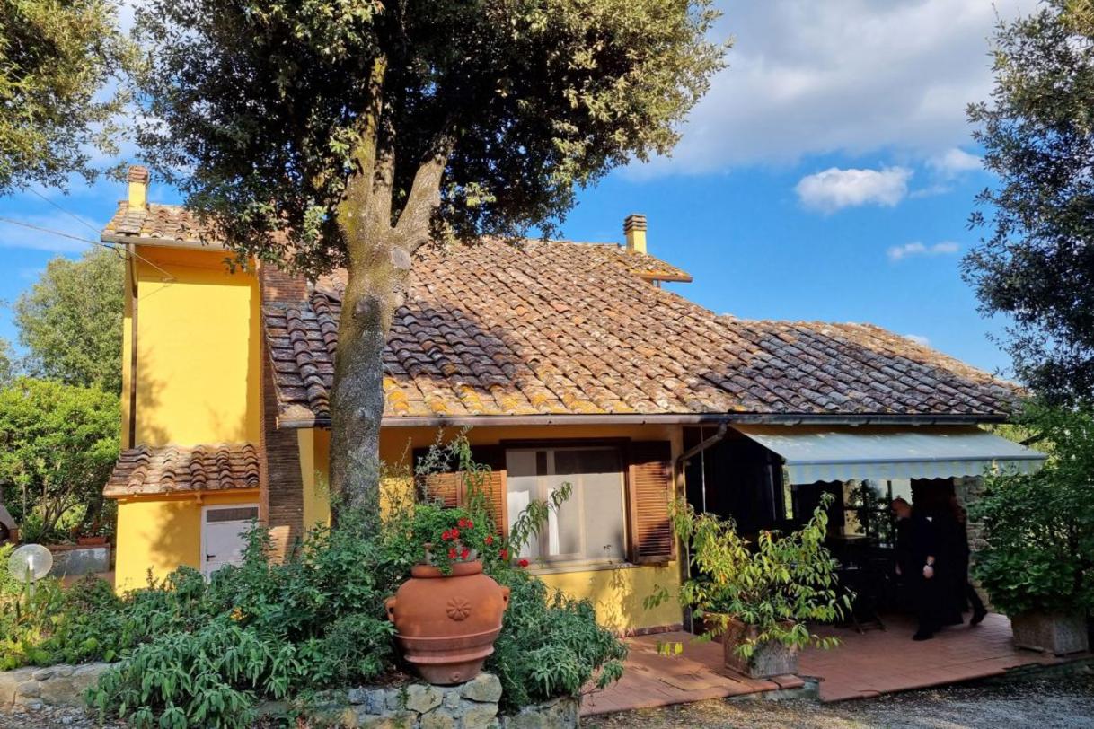 Toscana Immobiliare - Villa con terreno in vendita a Civitella in Valdichiana Toscana