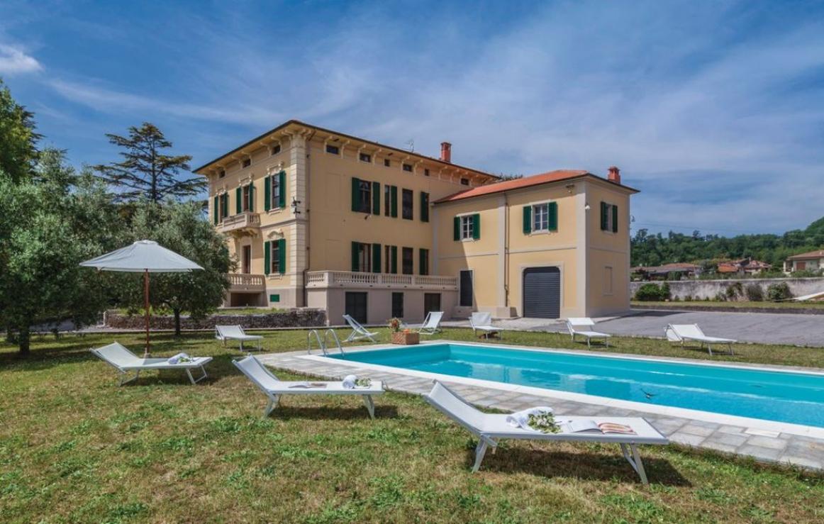 Toscana Immobiliare -  buying luxury property in Lucca, Tuscany, Italy