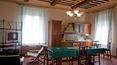 Toscana Immobiliare - sitting room house on three levels for sale Chiana valley Arezzo; val di chiana arezzo vendesi casale su tre livelli