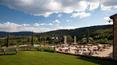 Toscana Immobiliare - property view, proprietà in vendita a Bucine con casali ristrutturati, piscine, campi da tennis e calcio e con azienda agricola avviata; Tuscany, property for sale with restored farmhouses, swimming pool, football pitch and farm estate