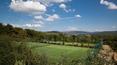 Toscana Immobiliare - tennis court; proprietà in vendita a Bucine con casali ristrutturati, piscine, campi da tennis e calcio e con azienda agricola avviata; Tuscany, property for sale with restored farmhouses, swimming pool, football pitch and farm estate