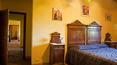 Toscana Immobiliare - tuscan bedroom; of the country house for sale in Cortona