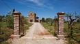 Toscana Immobiliare - stone penthouse tuscan countryside for sale