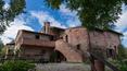 Toscana Immobiliare - The main country house consists in a fully restored holiday house
