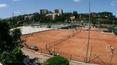 Toscana Immobiliare - tennis fields of the hotel for sale in Rome with sports center and shops inside