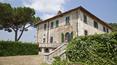 Toscana Immobiliare - The villa has a surface of about 900 sqm and it is spread over 3 floors, plus the basement of the year 1000.