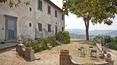 Toscana Immobiliare - Charming historic villa on a high hill with a 360 degrees view of the beautiful countryside of Chianti: 