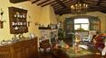 Toscana Immobiliare - The house has retained the typical features of Tuscan farmhouses with large porch and spacious living rooms
