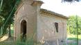 Toscana Immobiliare - A beautiful chapel completes the property