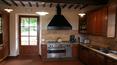 Toscana Immobiliare - The farm is in a dominant position, the scenery is truly wonderful and is fascinated by the view that surrounds the entire building