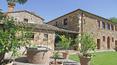 Toscana Immobiliare - Casale con splendida vista panoramica in vendita a Trequanda