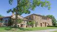 Toscana Immobiliare - Ampio giardino della proprietà immobiliare in vendita a Trequanda, Siena