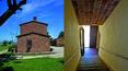 Toscana Immobiliare - For sale in Tuscany, Farmhouse with swimming pool in Cortona