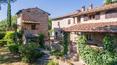 Toscana Immobiliare - The prestigious property consists of the main farmhouse with a beautiful 70 sqm loggia, an alcove, the tobacconist and numerous ancillary rooms