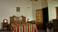Toscana Immobiliare - Bedroom of the holiday home for sale in Tuscany