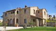 Toscana Immobiliare - The house is situated in a completely restored rural hamlet,