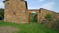 Toscana Immobiliare - The structure is solid, the exterior to be restored minimally