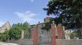 Toscana Immobiliare - Proprietà immobiliare di lusso con antico borgo villa padronale e vigneto