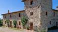 Toscana Immobiliare - Real estate complex with 21 hectars of vineyards with production of Chianti Classico.