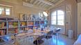 Toscana Immobiliare - Living room of the villa for sale in Tuscany, Cortona
