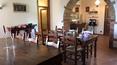 Toscana Immobiliare - living room of the property for sale in Montepulciani, Siena