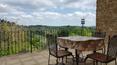 Toscana Immobiliare - Casale con terrazza in vendita