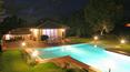 Toscana Immobiliare - Villa con piscina e parco in vendita a Bucine