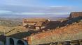 Toscana Immobiliare - Vista panoramica della villa in vendita nel centro storico di Lucignano